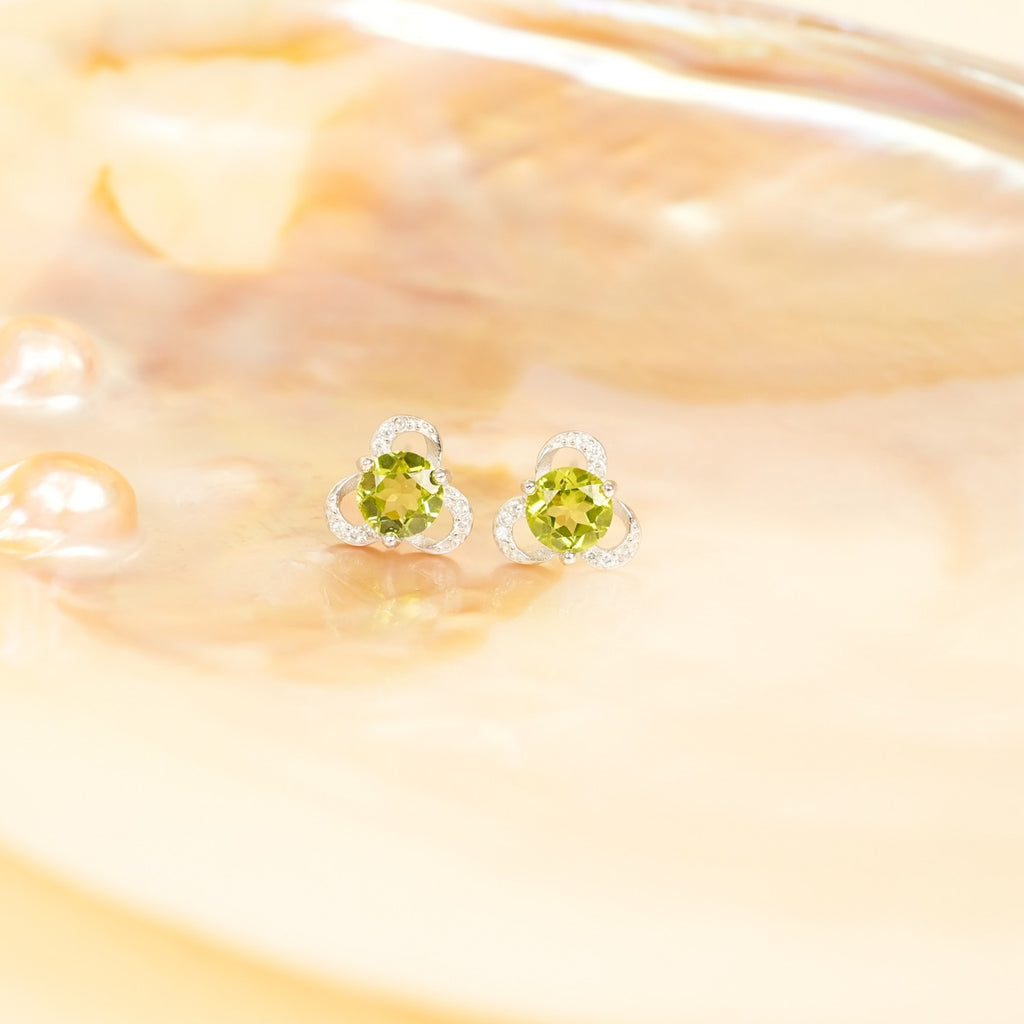 橄榄石耳钉 · 花 | 925银镶嵌